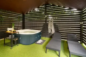 Holiday home - Hajdúszoboszló - Private Jacuzzi. - Image 3