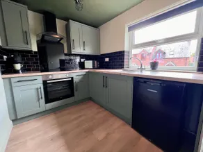 Quirky and Cosy flat, on the outskirts of centre. - Image 3