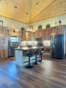 Brand new barndominium Sleeps 10 - Image 4