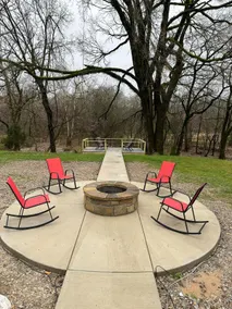 Brand new barndominium Sleeps 10 - Image 2