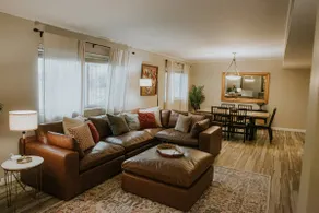 Pool+Hot Tub~3 Bd+3Ba~5 min to UofA - Image 4