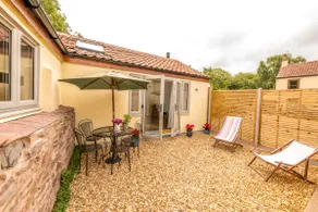 Well-located countryside cottage - Image 4