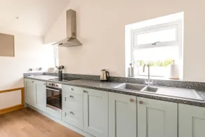 Well-located countryside cottage - Image 5