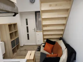 Independent studio. - Image 3