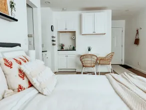 Quaint One Bed Studio near DTC - Image 2