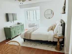 Quaint One Bed Studio near DTC - Image 4