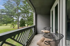 Cozy 2BR Condo in Williamsburg - Image 4