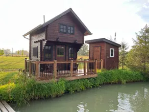 Cozy Cabin Retreat - Image 5