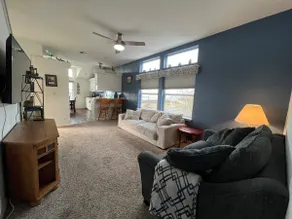 3-bedroom house Rockaway Beach - Image 4