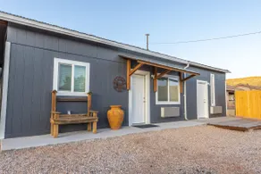 Guesthouse, Leeds UT near Zion NP - Image 2