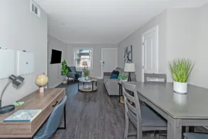 Buckhead 2BR Free Parking & Wi-Fi - Image 4