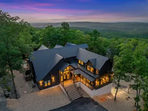 Pool! Views! 7 Bedrooms - Pool Table - Stunning! - Image 5