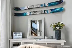 Sunny Modern Retreat - Image 4