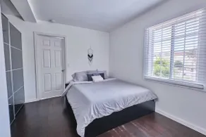 LA hideaway with outdoor space and parking! - Image 2