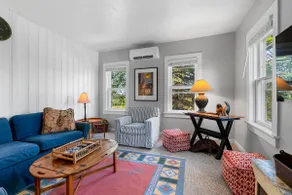 Rustic DC Farmhouse Retreat - Image 5