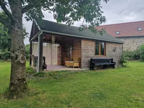 Detached chalet. - Image 2