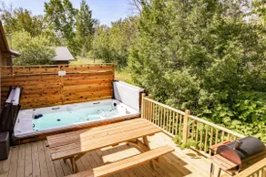 Kitchigami Lodge - Lake Superior Beach, Hot Tub! - Image 4