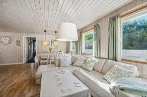 Cozy cabin with free access to the water park - Image 2