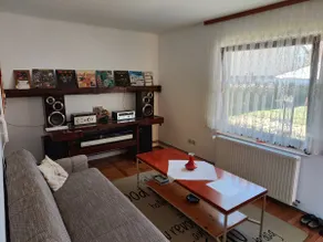 Retro house with big yard. - Image 2