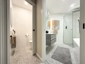 Full Circle 2 bedroom Heated Floor Garden View - Image 5