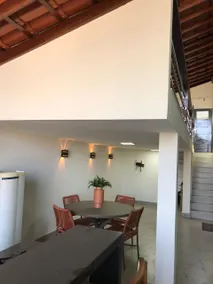 House with Gourmet Space - Image 5