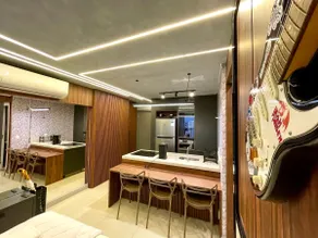 Luxury Collection: Hard Rock Cafe - Image 3