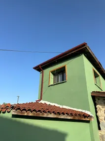 Village House in the Downtown - Image 3