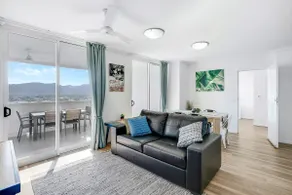 'McLeod Corner' Resort-style Adjacent Apartments - Image 2