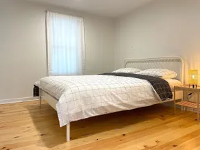 Guest Suite 1 Bedroom Large Patio DT Dartmouth - Image 5