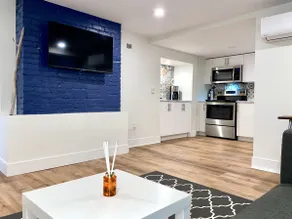 Guest Suite 1 Bedroom Large Patio DT Dartmouth - Image 2