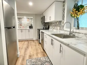 Guest Suite 1 Bedroom Large Patio DT Dartmouth - Image 3