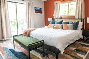 Sweetridge Airbnb - Image 2
