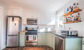 The Red Door Cottage - Pet-Friendly! - Image 5