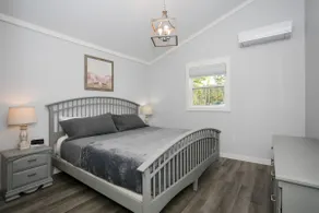 Stunning Mill River Cottage - Image 4