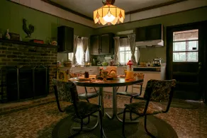 Stranger Things - Byers Home - 15 Min to ATL - Image 2