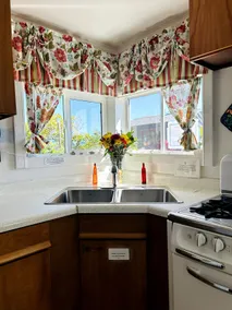 Pet-Friendly Cottage on Tomales Bay near Pt. Reyes - Image 5