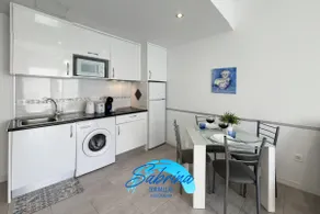 Bristol Beach apartment with air conditioning - Image 4