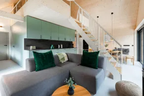 Exclusive wooden building - Spring - Image 3