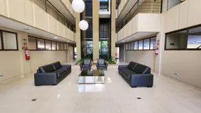 Elegant Flat in Londrina's Central Area - Image 4