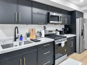 Cozy 2-Bedroom Basement Apt with Separate Entrance - Image 5