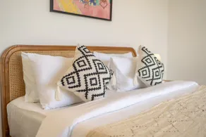 Brand NEW Private Villa, Huge Pool, Beach Access - Image 2