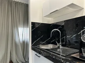 Deluxe Apartment in centro - Image 3