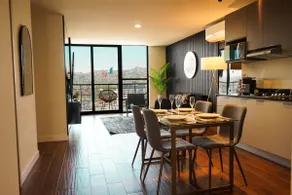 Luxury 2BD Downtown + Pool + Gym - Image 2