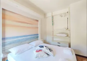 House with sea view, 4 beds, parking space - Image 2