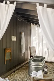 Designer Cabin at LAKE Gregory- walk to town - Image 5