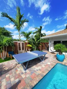 Villa with Heated Pool, Laundry, Ping Pong & More - Image 5