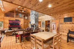 Cabin w/heated pool, near beach - Image 4