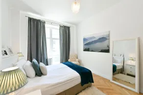 Luxury 3bedroom 2baths Apartment by OldTown Square - Image 5