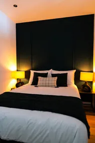 L'Élégant, apartment in the heart of the city - Image 2