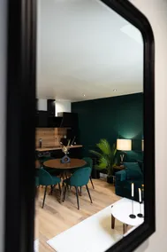 L'Élégant, apartment in the heart of the city - Image 3
